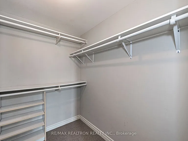2261 Lake Shore Blvd W #1012 — Photo 20