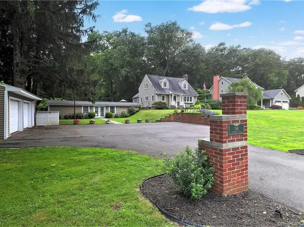 194 Oronoque Road, Milford, CT 06461