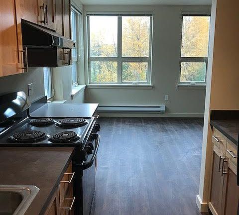 2nd image of 12531 NE 124th St Unit 408