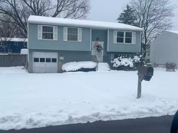 104 Seabreeze Dr, Liverpool, NY 13090