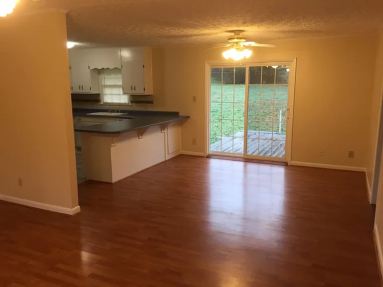 58 Green Valley Dr — Photo 3