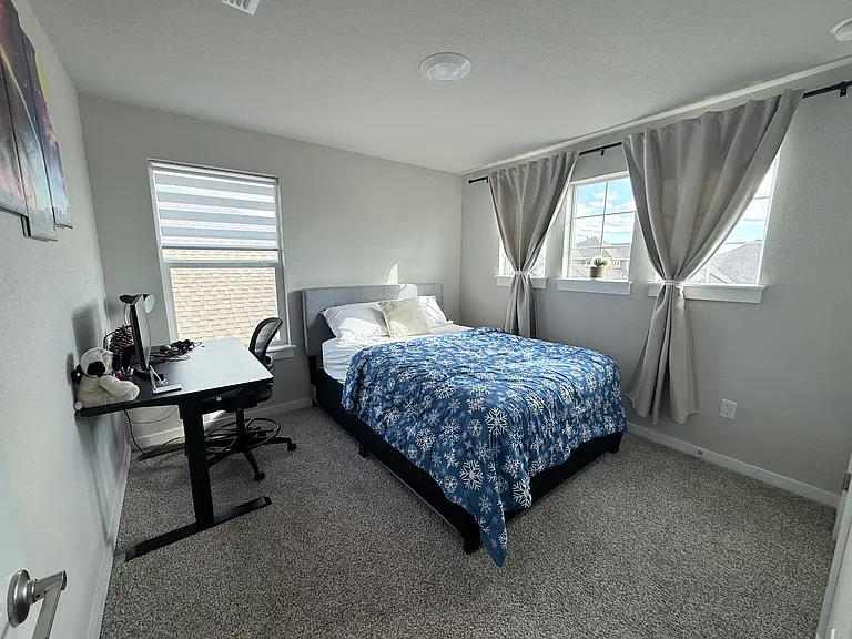 Bedroom #4 (Upstairs)