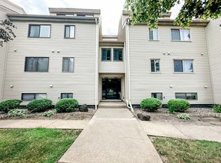 2125 Melrose Dr APT A, Champaign, IL 61820