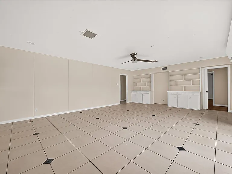 4002 Mischire Dr — Photo 28