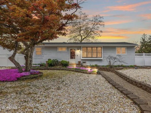 36 Bay Laurel Drive, Brick, NJ 08723