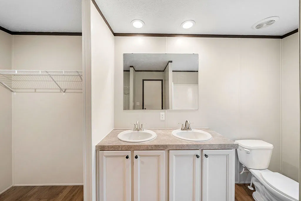3 bed, 2.0 bath, 1216 sqft, $1,399 — Photo 4