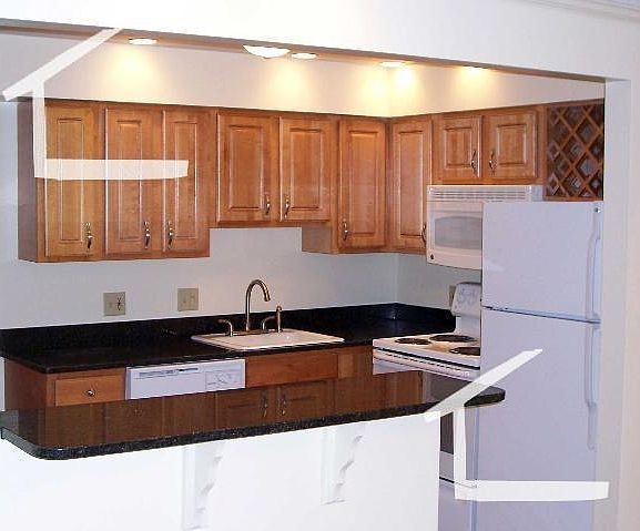2nd image of 379 Commonwealth Ave #20A