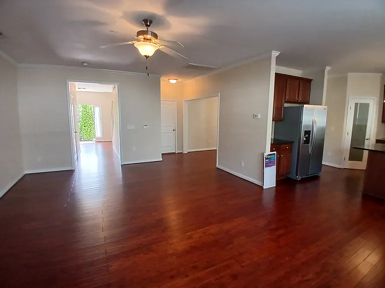 117 Station Dr — Photo 7
