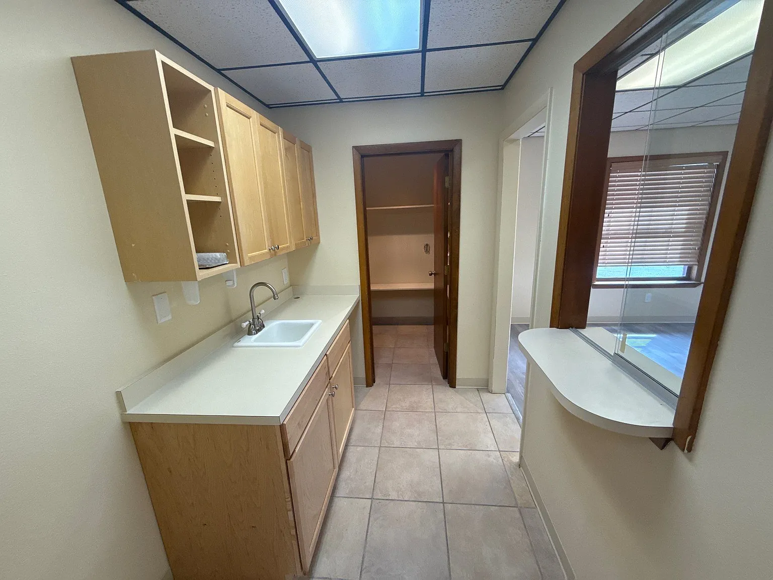 Studio, 2.0 bath, 1360 sqft, $2,132 — Photo 3