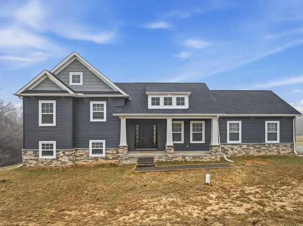 3642 Bauman Hill Rd SE, Lancaster, OH 43130