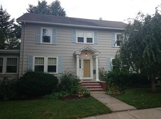 41 Pond Cir, Jamaica Plain, MA 02130