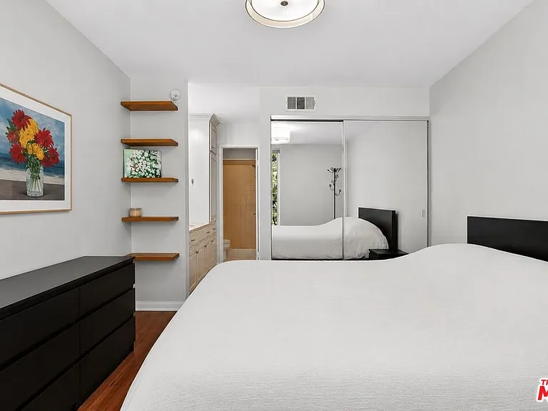 5003 Westpark Dr #103 — Photo 16