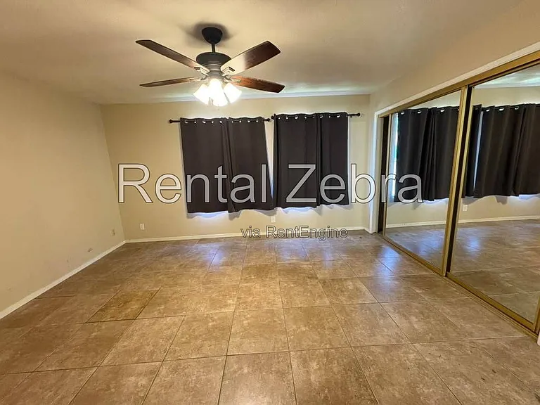 1340 Frankfort Ct — Photo 6