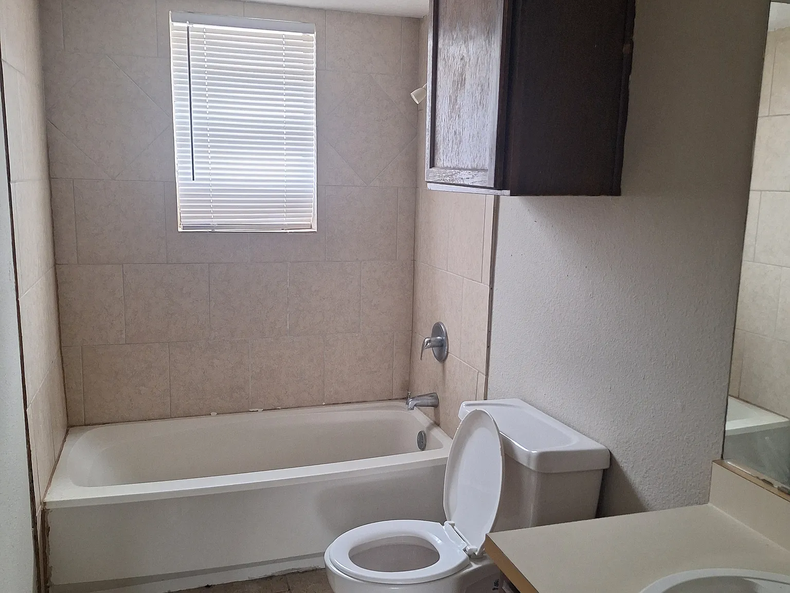 1 bed, 700 sqft, $775 — Photo 4