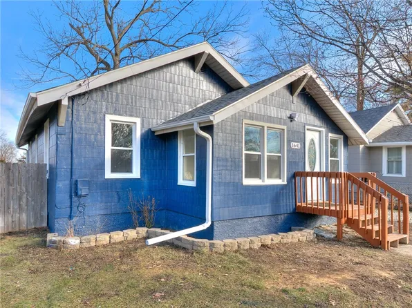 1641 E 14th St, Des Moines, IA 50316