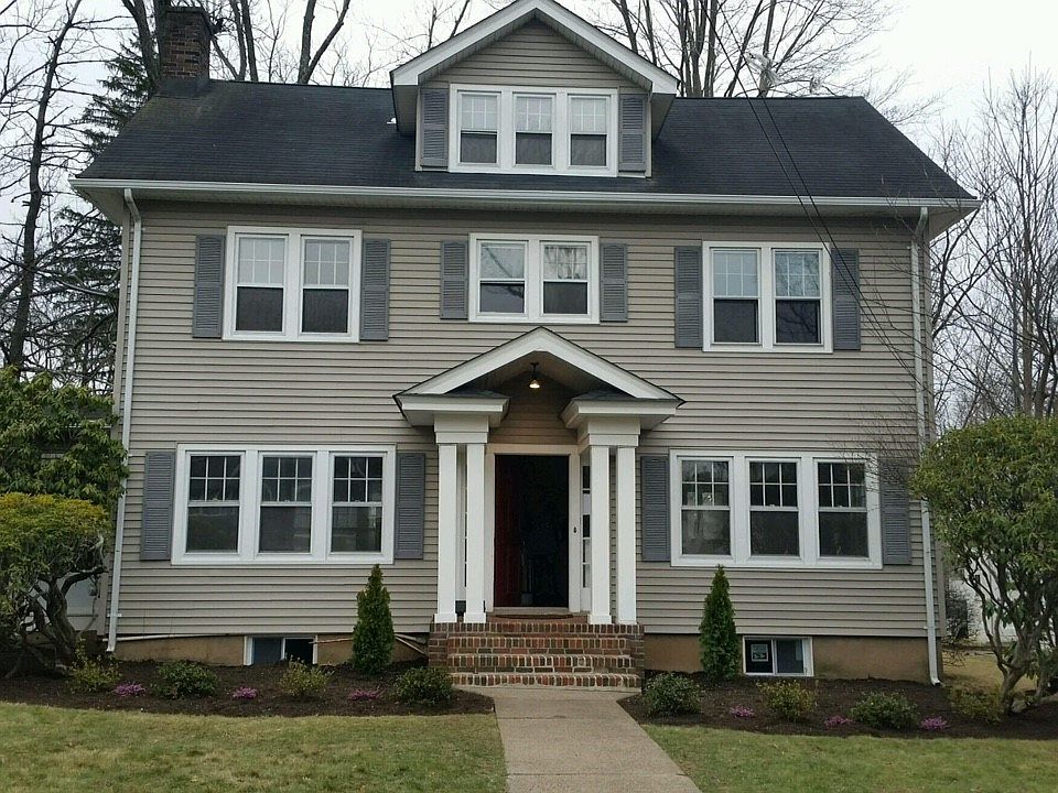 1st image of 24 Marshall St