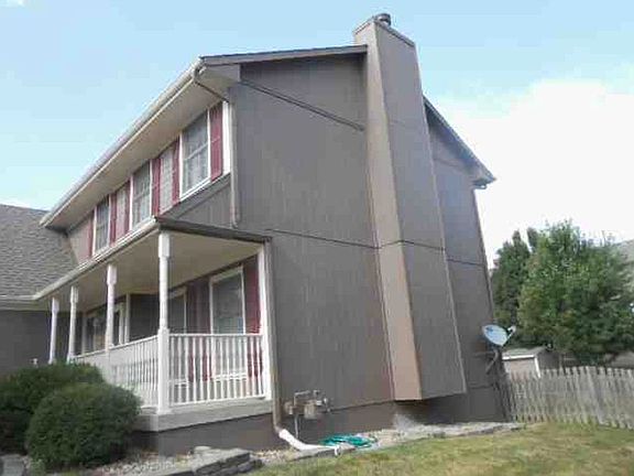2nd image of 7329 N Richmond Ave