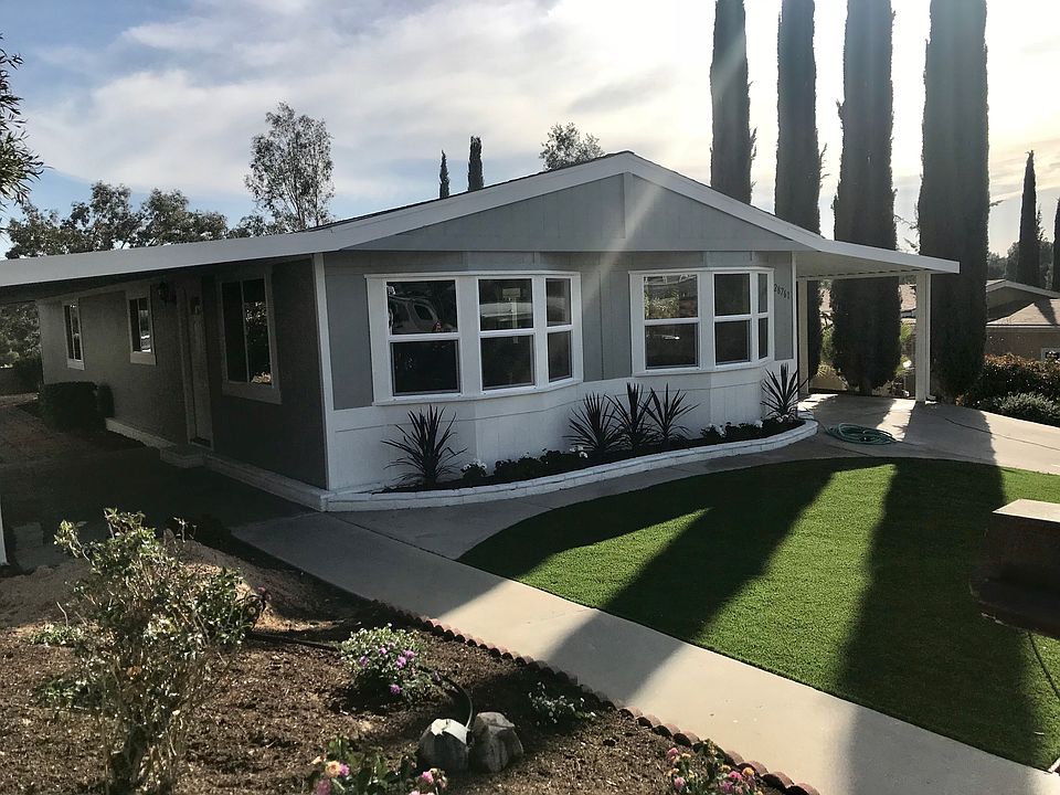 1st image of 28761 Calle De Escarpado