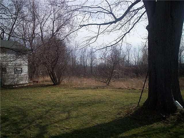 2nd image of 2580 Brickyard Rd