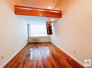 329 E 88th St #1E, New York, NY 10128