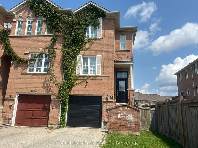 2413 Ravinebrook Cres — Photo 39