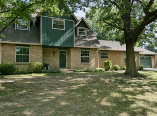 1207 Woodlawn Dr, Miami, OK 74354