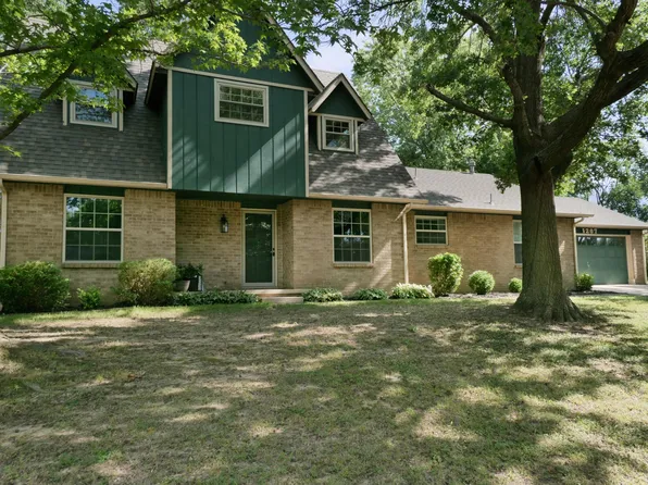 1207 Woodlawn Dr, Miami, OK 74354