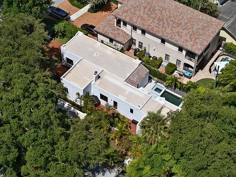 1010 N Rio Vista Blvd — Photo 41