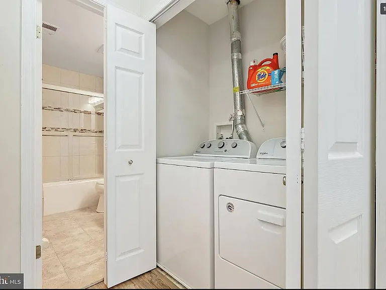 19114 Highstream Dr — Photo 19