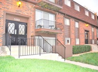 5880 W 58th St APT 303, Mission, KS 66202