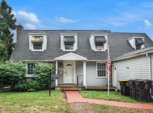 2255 Riverside Dr, Trenton, MI 48183