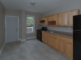 908 Chestnut Ave, Trenton, NJ