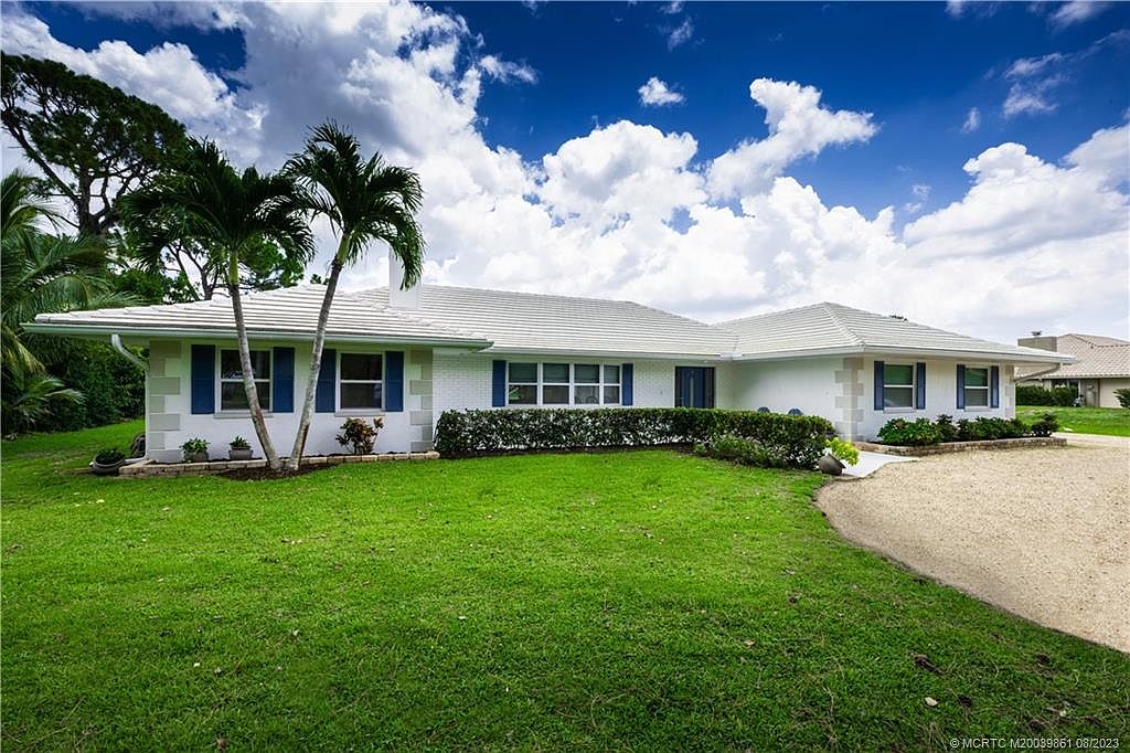 4735 SW Bimini Cir S