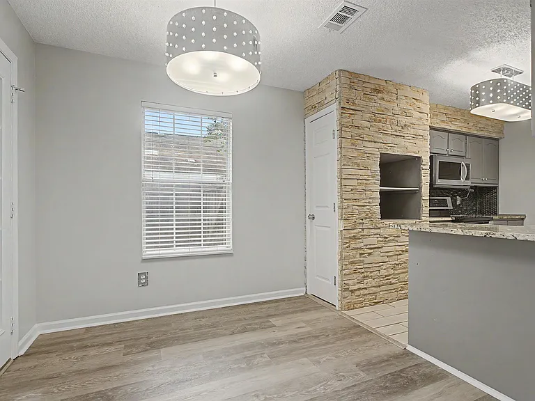 1850 Newman Ln — Photo 18
