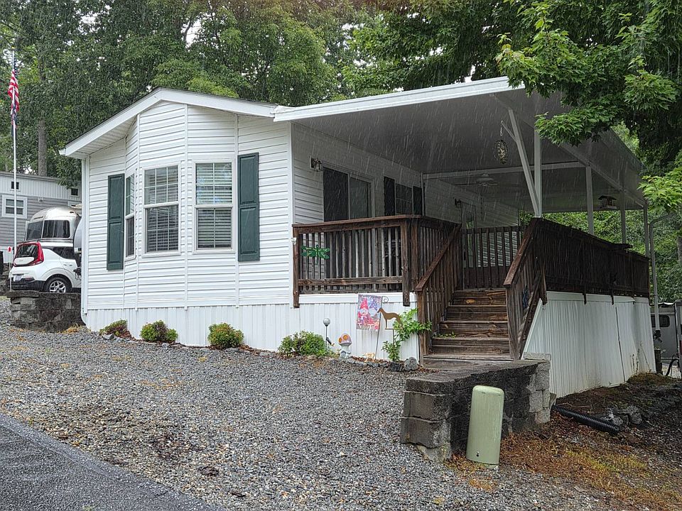 1st image of 44 Kortney Lynn Ln #44