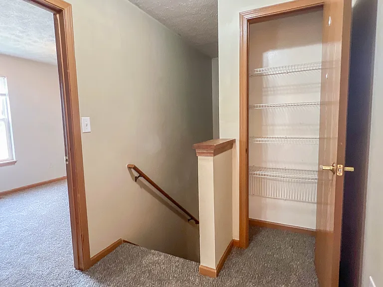 2119 Bridgewater Cir — Photo 12