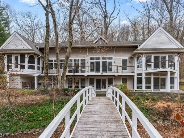 47 Roxiticus Rd, Mendham Twp., NJ 07945