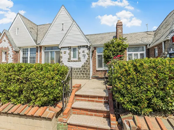 219-17 Murdock Avenue, Queens Village, NY 11429