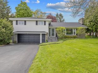 325 Highridge Dr, Syracuse, NY 13215