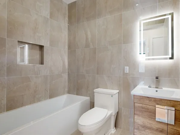 220 Freeman Avenue image 19 of 30