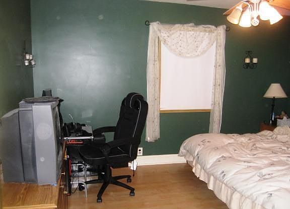 5th image of 5721 36th Ave S