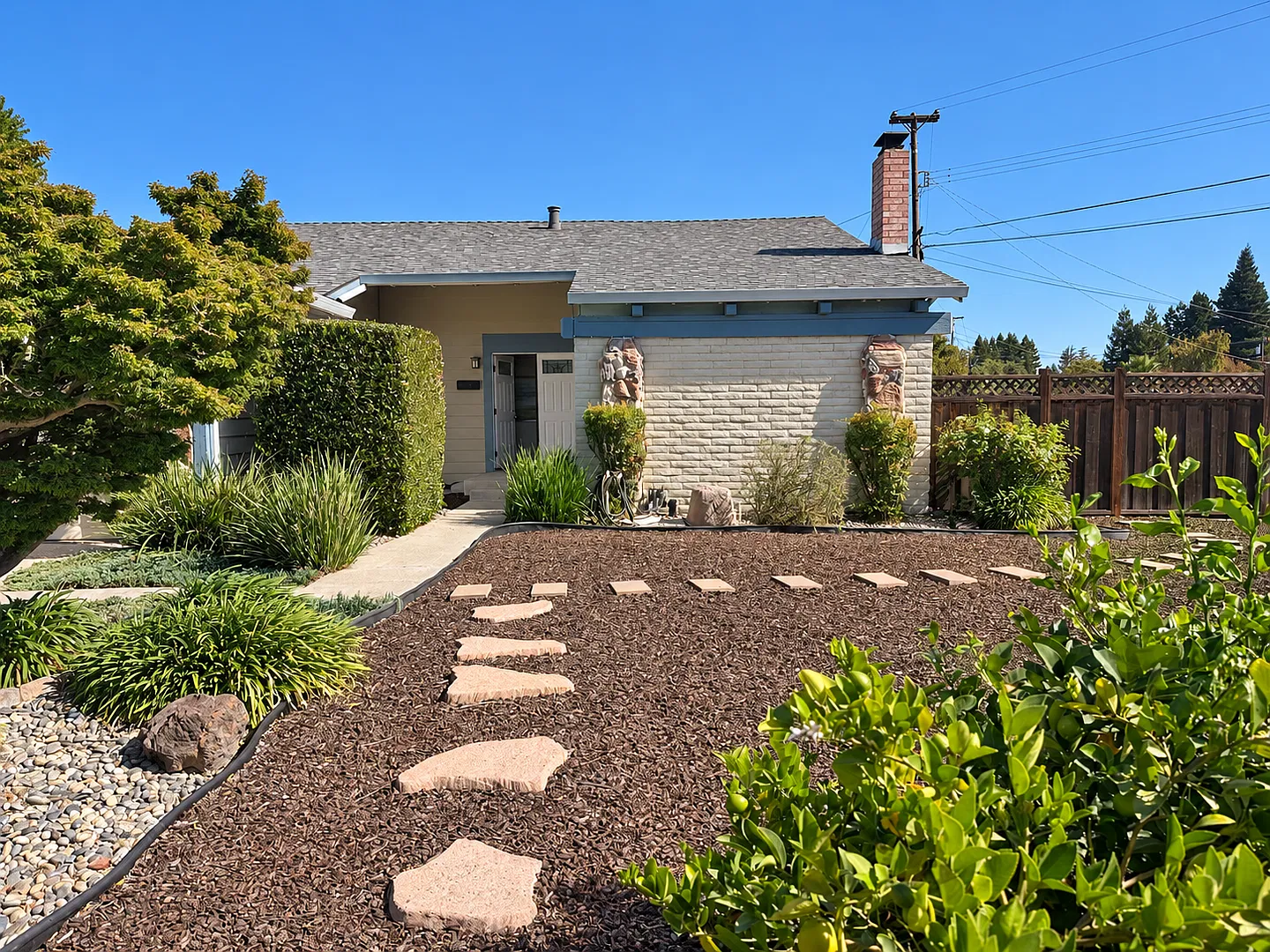Stunning Remodeled 4 Bedroom Home in San Ramon — Photo 2