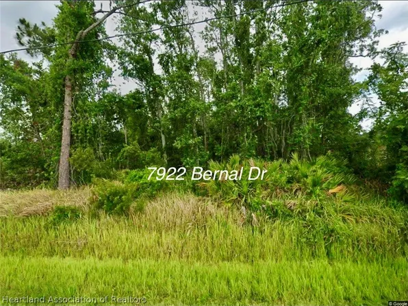 7922 Bernal Dr, Sebring, FL 33872