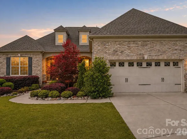 14503 Crest Ct, Charlotte, NC 28278