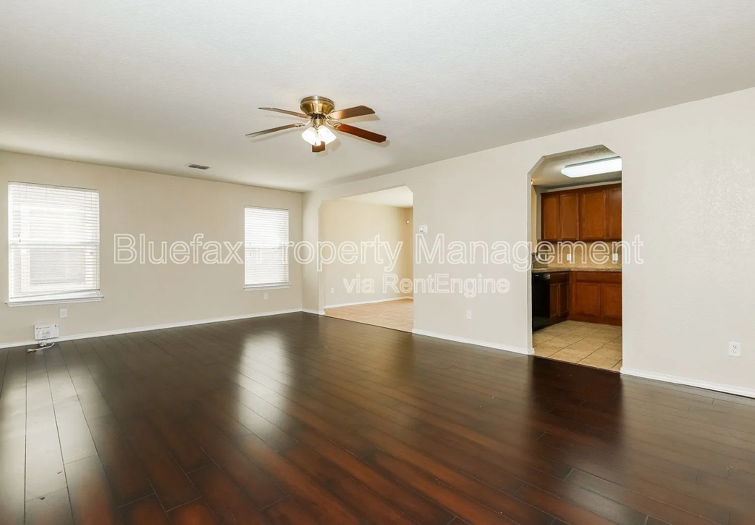 3 bed, 2.5 bath, 1812 sqft, $1,750 — Photo 2