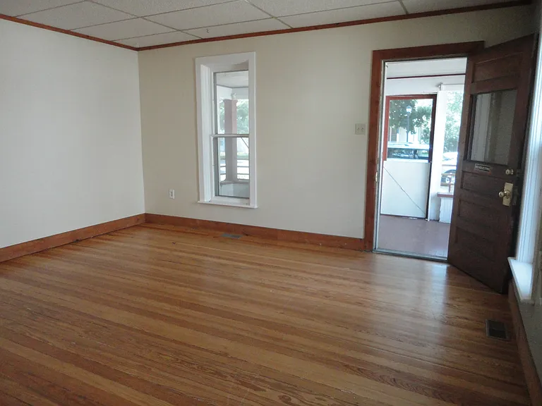 1016 Bross St #A — Photo 2