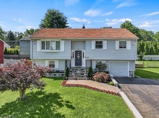 416 Magnolia Ave, Pompton Lakes, NJ 07442