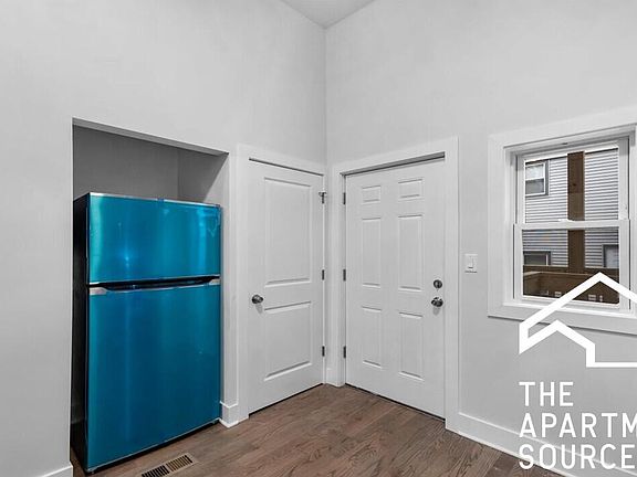 4th image of 2421 N Clybourn Ave #A1