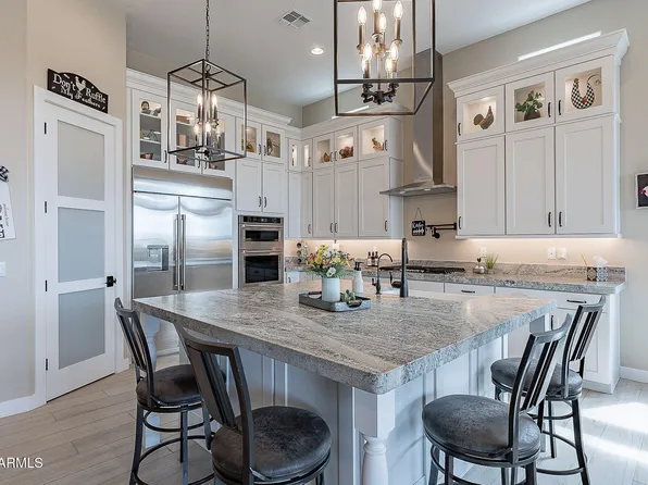 8021 E JASMINE Street, Mesa, AZ 85207