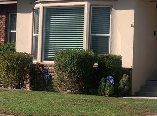 6133 Carson St, Lakewood, CA 90713